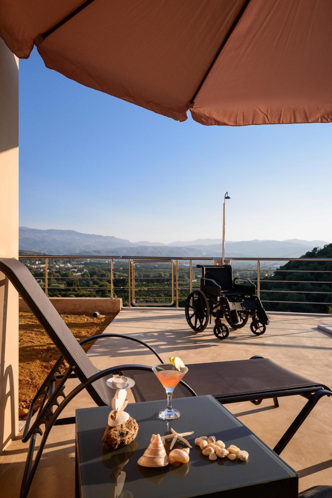 Aksos Suites Accessible Accommodation Agia  Esterno foto