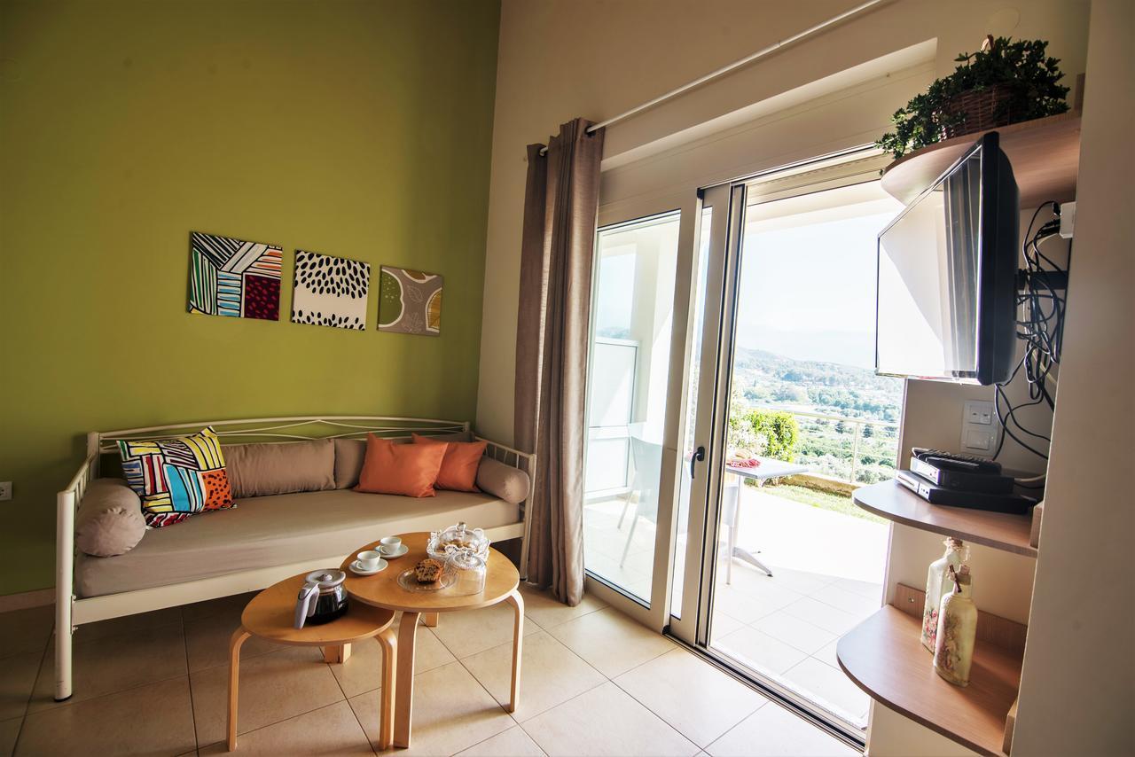 Aksos Suites Accessible Accommodation Agia  Esterno foto