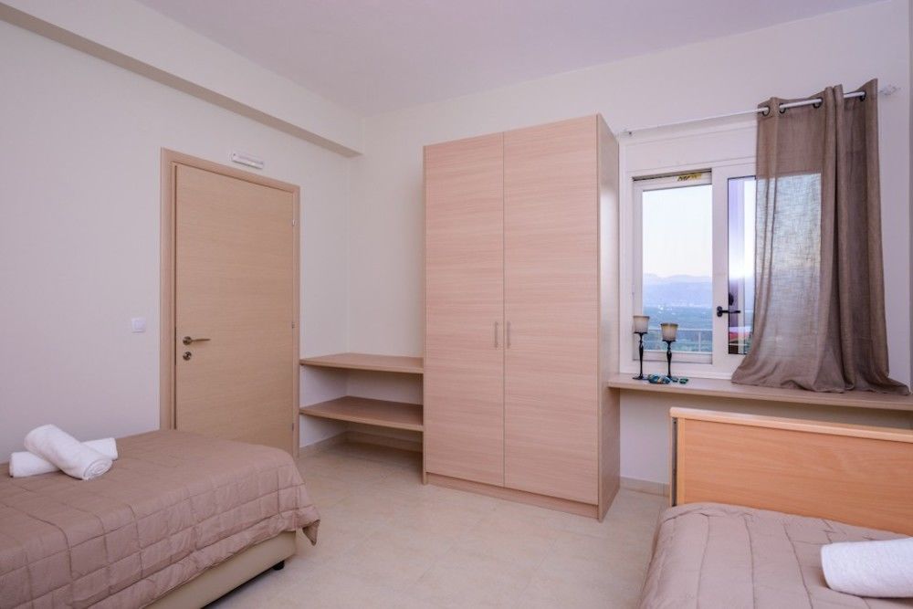 Aksos Suites Accessible Accommodation Agia  Esterno foto